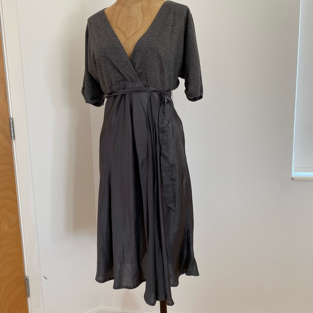 LinQ Los Angeles grey dress